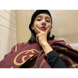 宋祖儿私服俏皮街拍图片_3