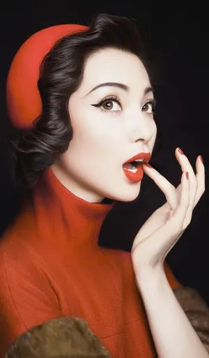 李冰冰深色红唇性感写真图片_4