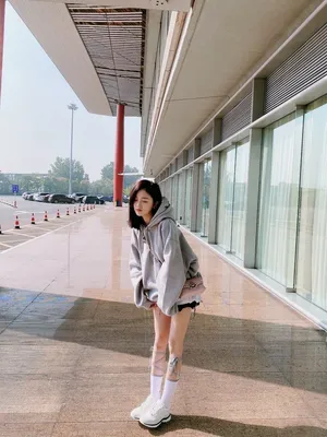 吴宣仪甜美性感私服照图片
