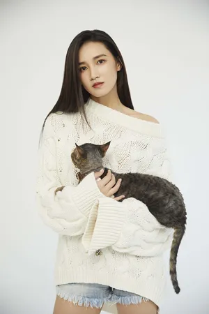周开开性感深秋时尚写真图片_2