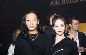 祝绪丹时尚干练活动照图片_2