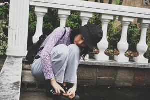 张子枫清新俏皮私服照图片_2