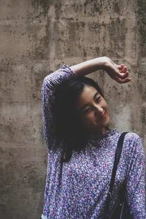 张子枫清新俏皮私服照图片_4