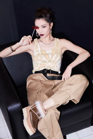 钟楚曦时尚魅力性感活动照图片_3