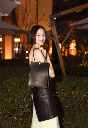 雎晓雯宝格丽活动照性感图片_5