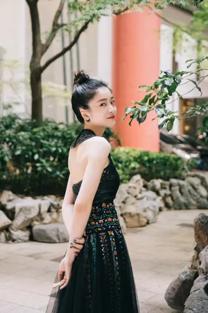 张雪迎可爱俏皮性感活动照图片_6