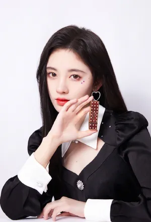 鞠婧祎酷甜代言写真图片_3