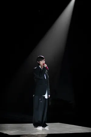 李宇春个性时尚活动照图片_6