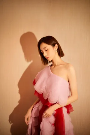 胡冰卿深圳活动照性感图片