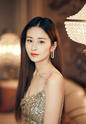 颖儿金色亮片礼服性感图片_3