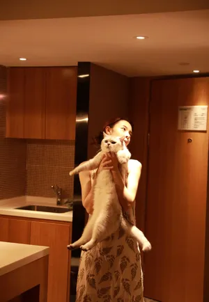 陈瑶休闲酒店私服照图片_7