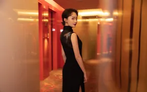 孙铱品牌活动照性感图片_2