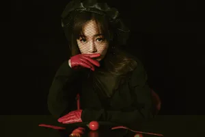 薛佳凝冷艳迷人写真大片_2