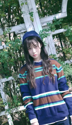 曹曦月弟系妹妹穿搭清秀图片_4