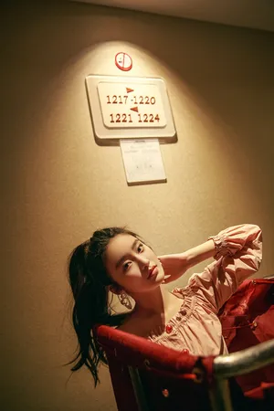 柴蔚新剧发布会性感图片_4