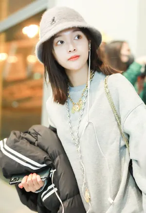 吴宣仪秋日娇俏写真图片_5