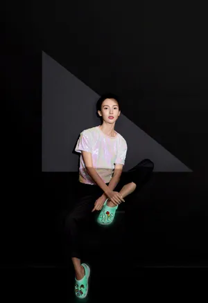 金晨清新随性写真图片_4