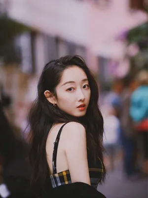 蒋梦婕清新靓丽街拍图片_8