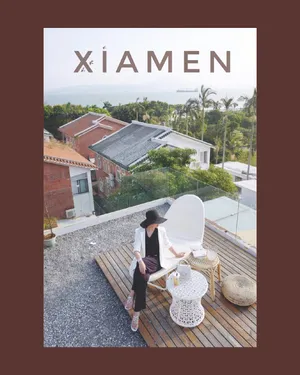 何雯娜白色西装外套气质图片