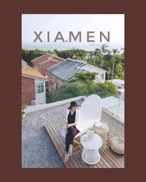 何雯娜白色西装外套气质图片_2