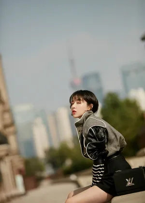 阚清子酷美街拍写真图片