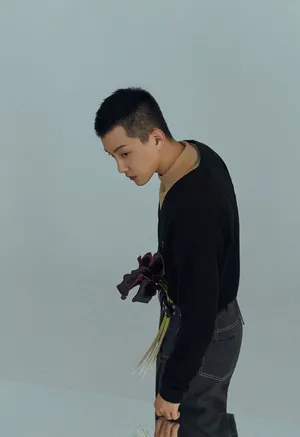 范世琦冷峻帅气写真图片_7