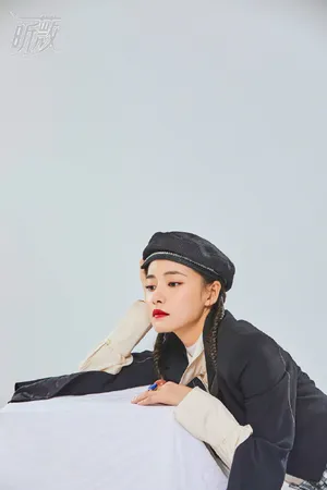 柴碧云百变风格时尚写真图片_6