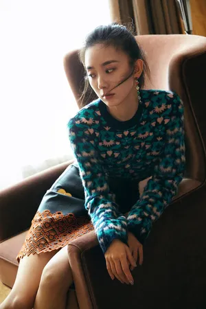朱颜曼滋复古青春写真图片_3