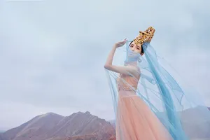 佟丽娅异域风情性感写真图片_4