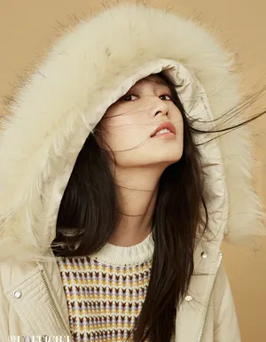 李沁甜美时尚杂志写真图片_13