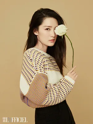 李沁甜美时尚杂志写真图片_14