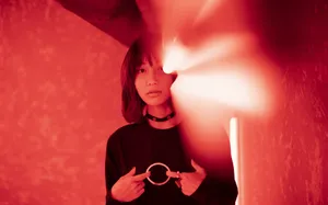 田沅精致优雅光影写真图片_5