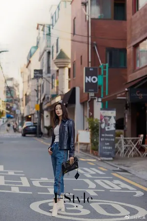 杜若溪性感气质旅拍照图片_10