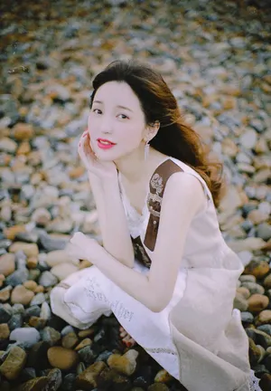 金莎拼色连衣裙甜美照片