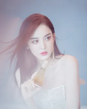 古力娜扎水晶纱裙性感图片_4