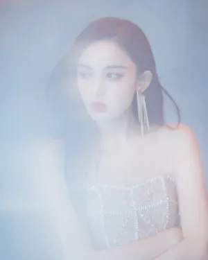 古力娜扎水晶纱裙性感图片_7
