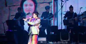 摩登兄弟刘宇宁帅气演唱会图片_2