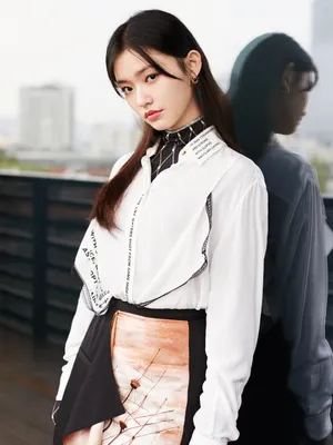 林允清新灵动少女写真图片