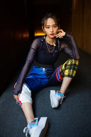张嘉倪清爽运动装写真图片_8