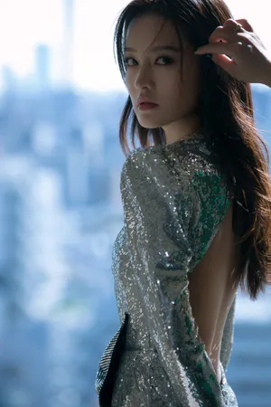 李沁银河礼服性感写真图片_5