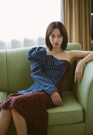蓝盈莹知性优雅写真图片_5