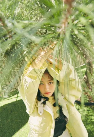 李兰迪初秋治愈系甜美写真