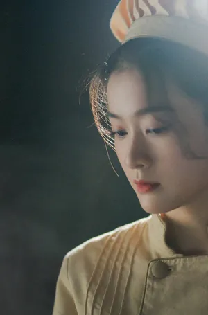 张雪迎厨娘装唯美剧照图片_1