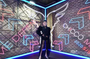 何泓姗简约大气活动照图片_5