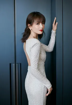 刘涛美杜莎活动照性感写真_2
