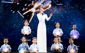 刘涛白色开叉礼服性感图片_8