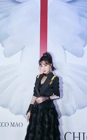 陈紫函复古魅力活动写真图片_2