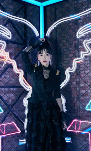 陈紫函复古魅力活动写真图片_3