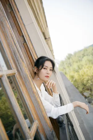 王媛可精致优雅写真图片_9