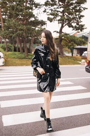 迪丽热巴酷美撩人写真图片_2